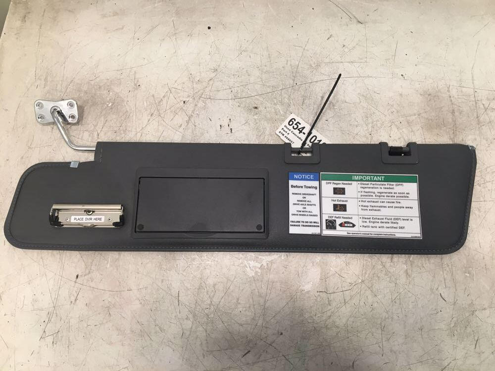 FREIGHTLINER Cascadia Visor OEM A2275601028 in Dorr, MI 65410124