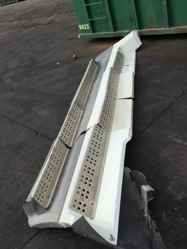 FREIGHTLINER FLD120 CAB SKIRT/SIDE FAIRING in Henderson, CO 1761293