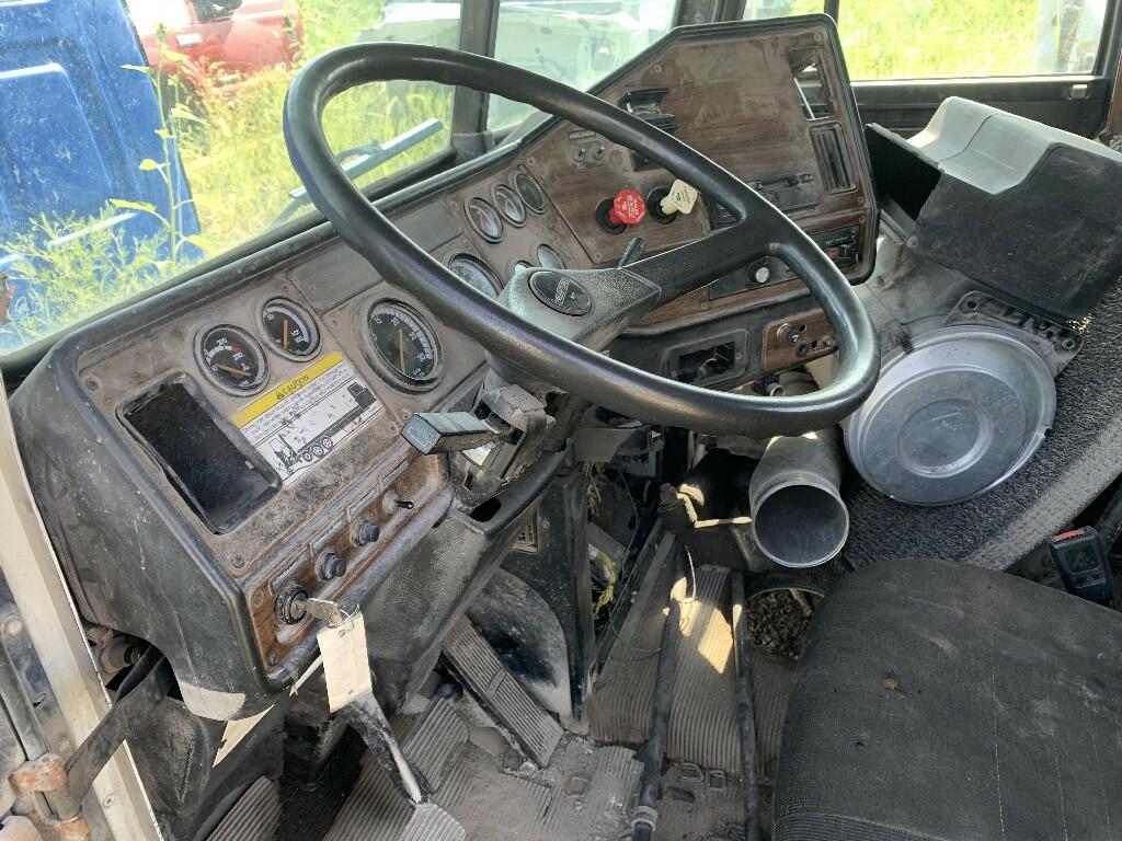 FREIGHTLINER FLD120 Steering Column in KANSAS CITY, MISSOURI #2166