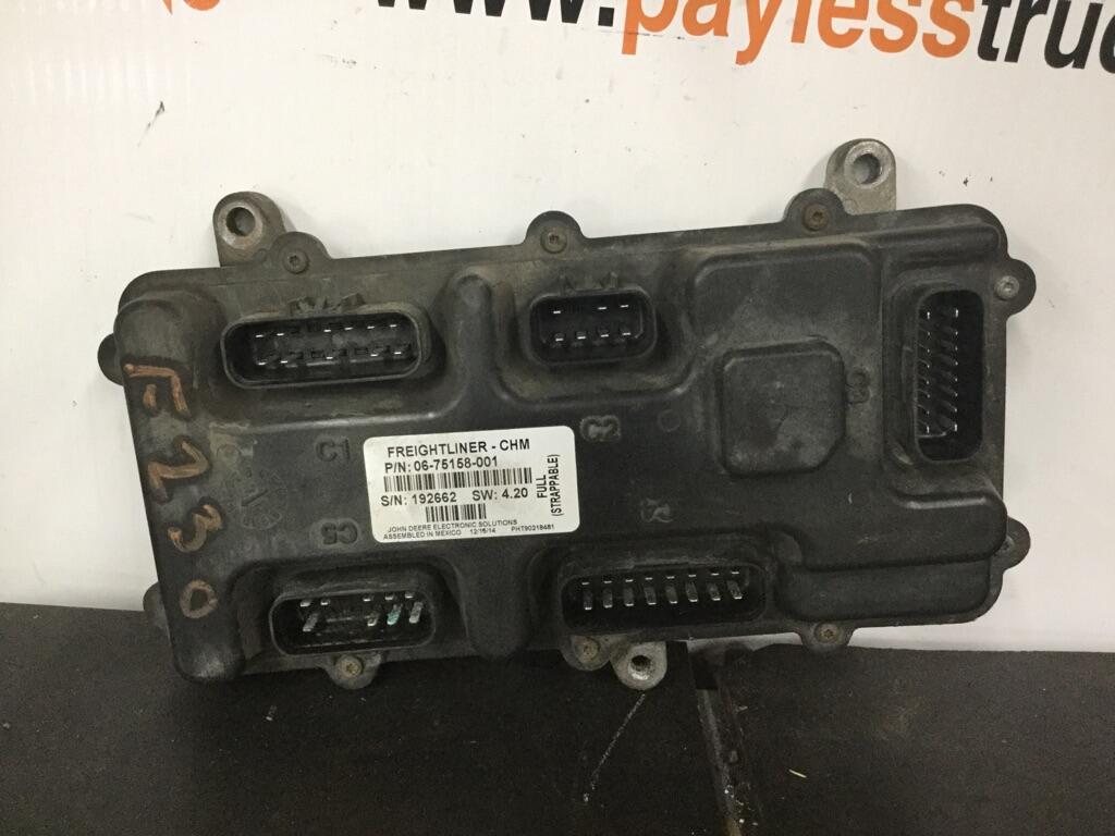 FREIGHTLINER M2 106 ECM OEM 0675158001 in Abbotsford, BRITISH