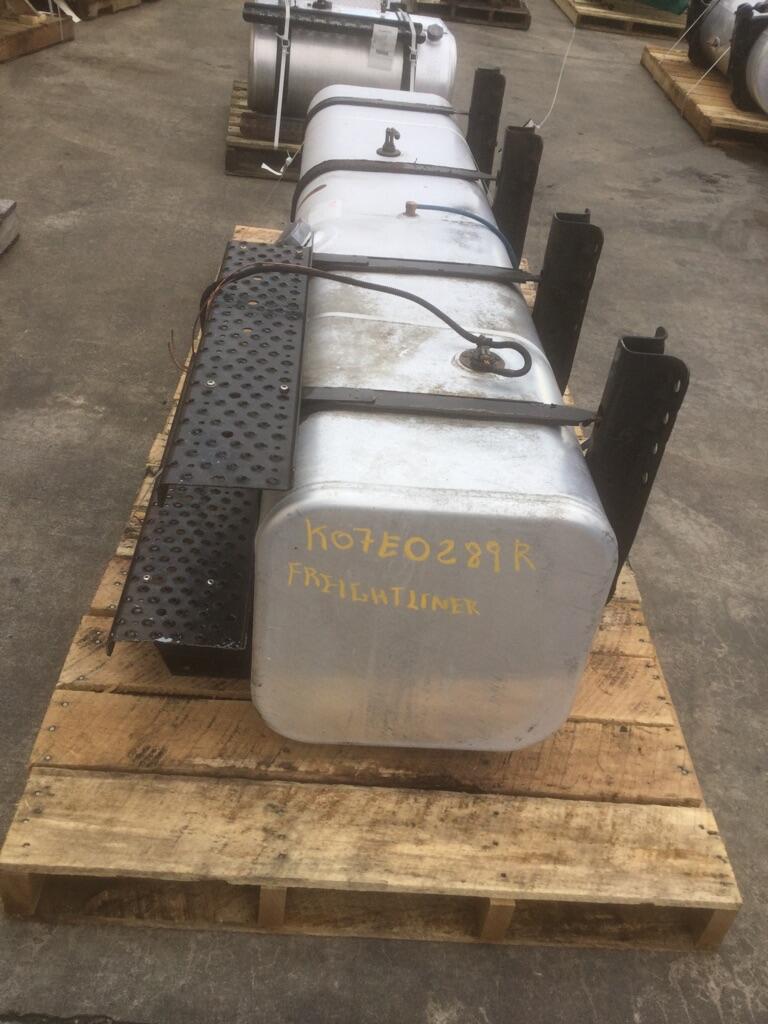 FREIGHTLINER M2 106 FUEL TANK in Easton, MD K07E0289R