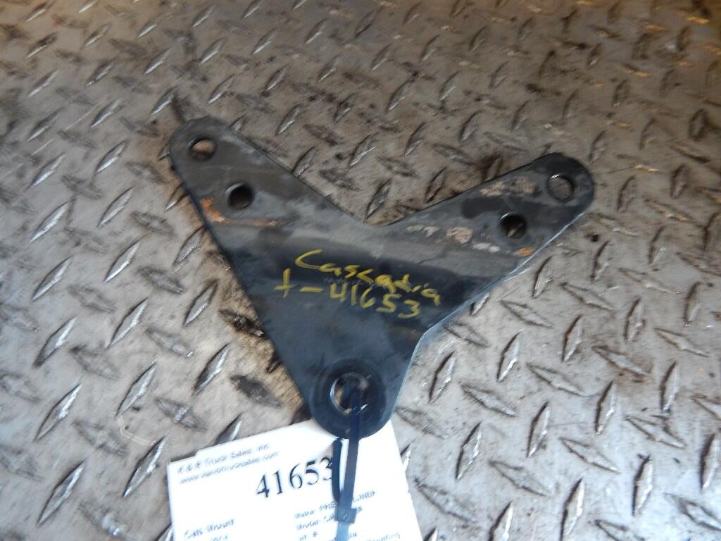 FREIGHTLINER cascadia Cab Mount OEM 1860273000 in Holland, MI 41653