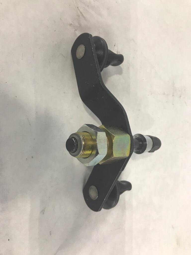 FREIGHTLINER Windshield Wiper Arm OEM 683340SH25WJ in UMATILLA, OR 13401