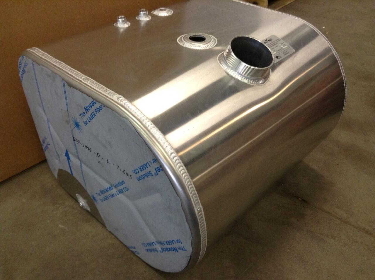 Ford L8000 Fuel Tank in Spencer, IA ALUM FD3003