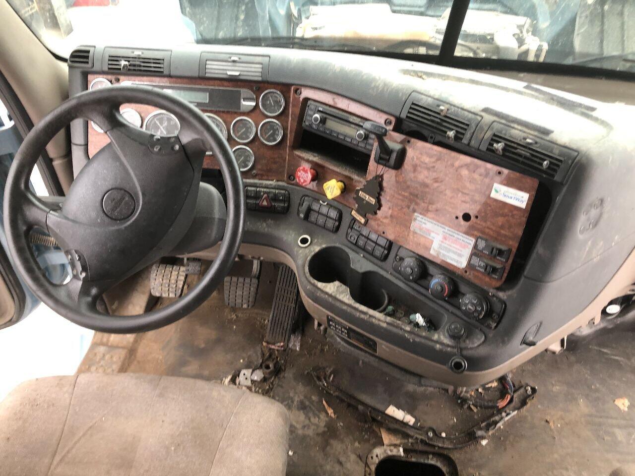 Freightliner CASCADIA Dash Assembly in Council Bluffs, IA 25226985