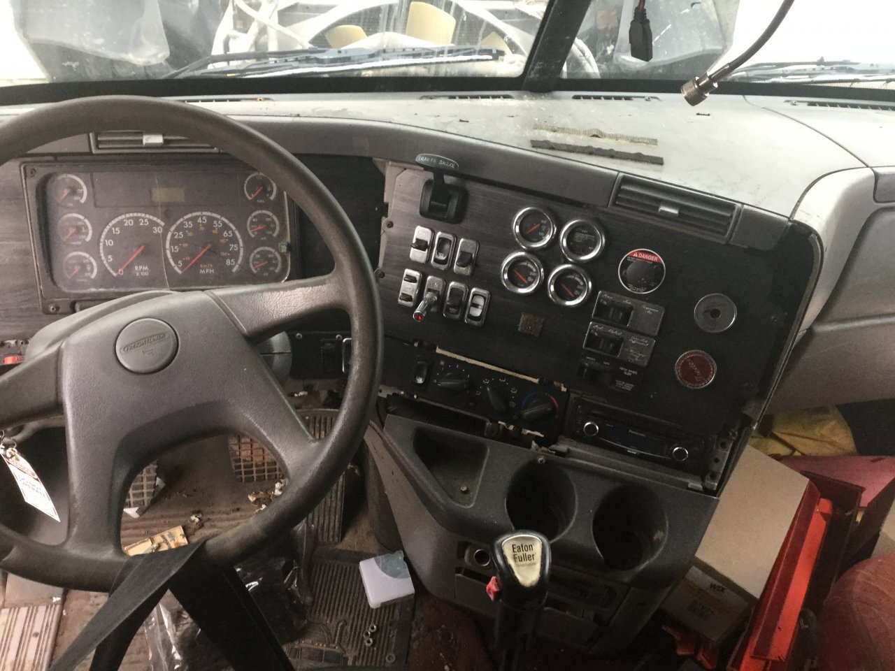 Freightliner COLUMBIA 120 Dash Assembly in Spencer, IA #24630187