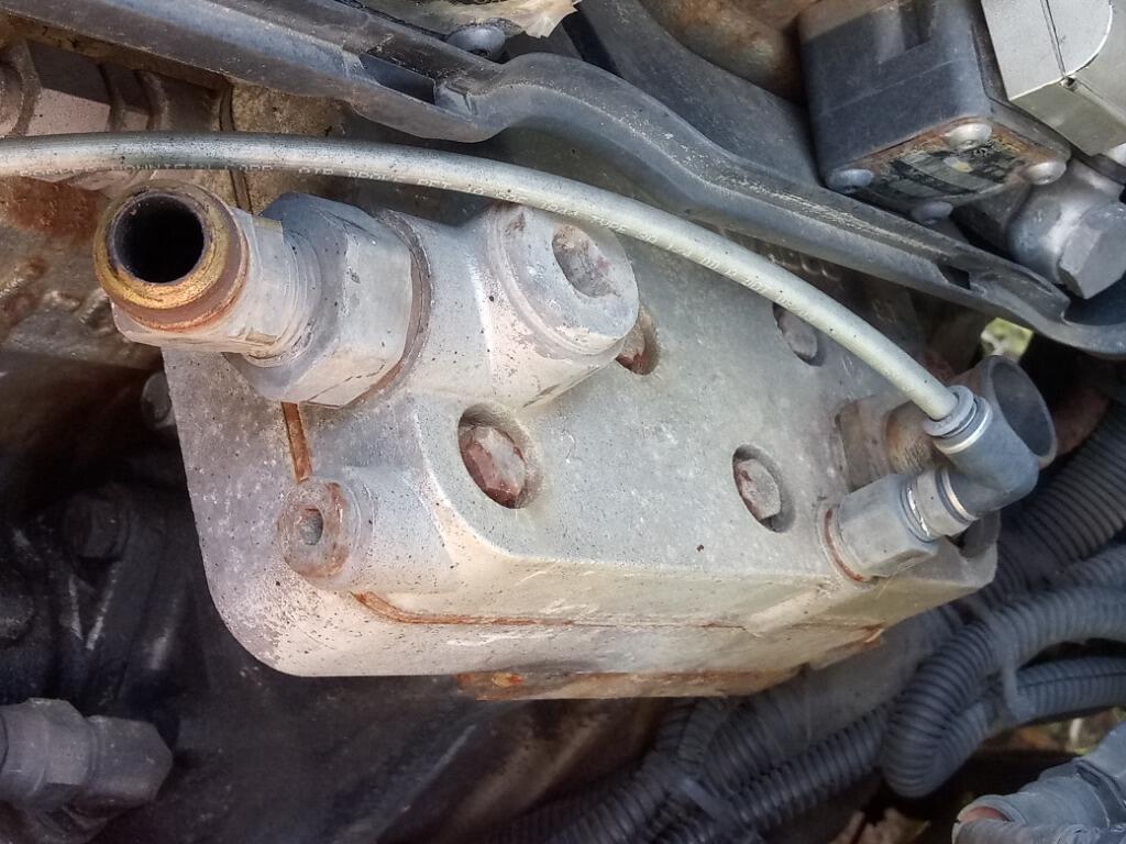 Freightliner Columbia 120 Air Compressor in SPARTANBURG, SC 399