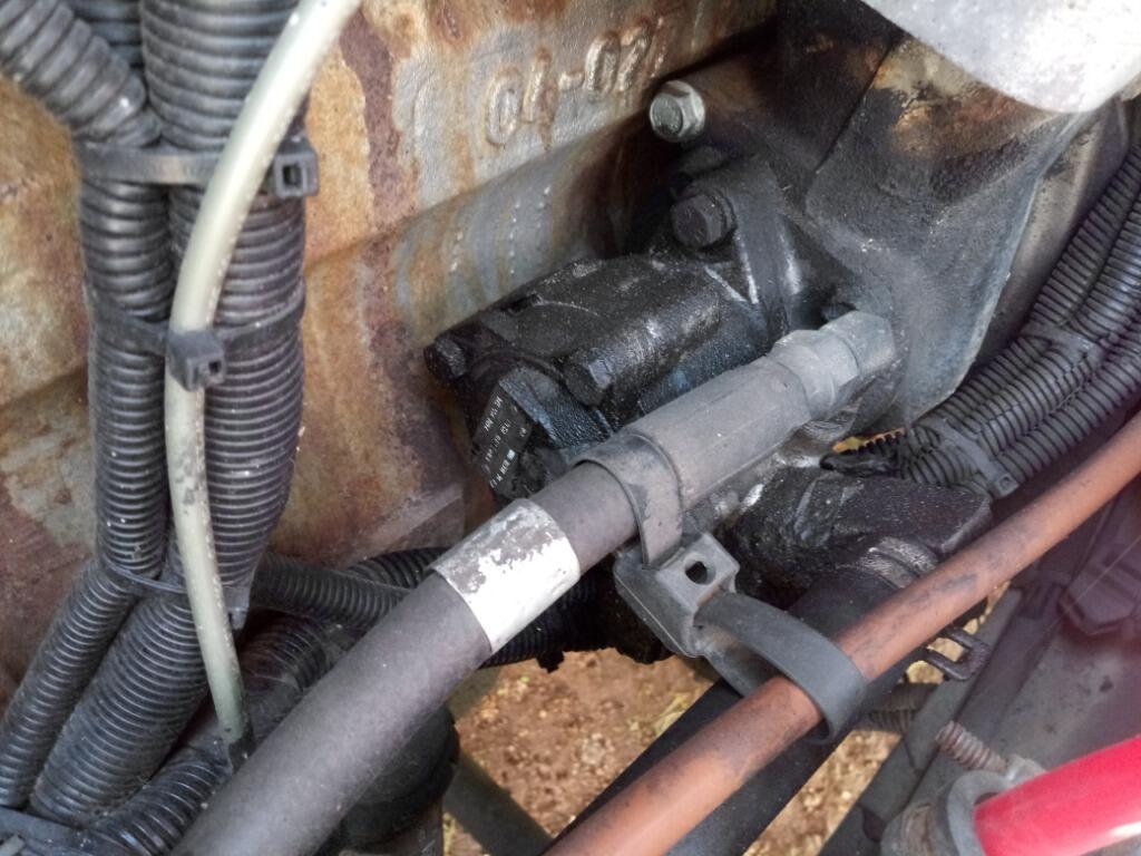 Freightliner Columbia 120 Power Steering Pump OEM 7684 955 174 in