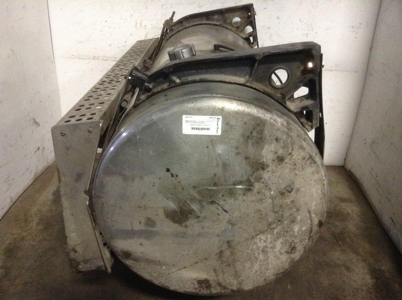 Freightliner FLD120 Fuel Tank In Sioux Falls SD 24537217