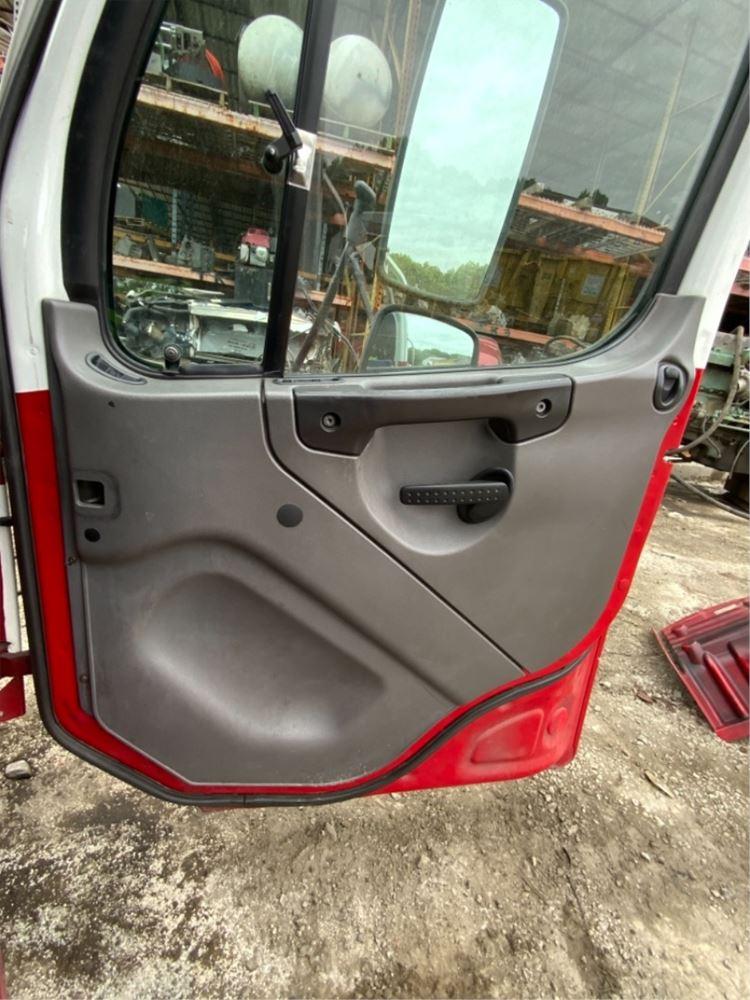 freightliner m2 interior parts