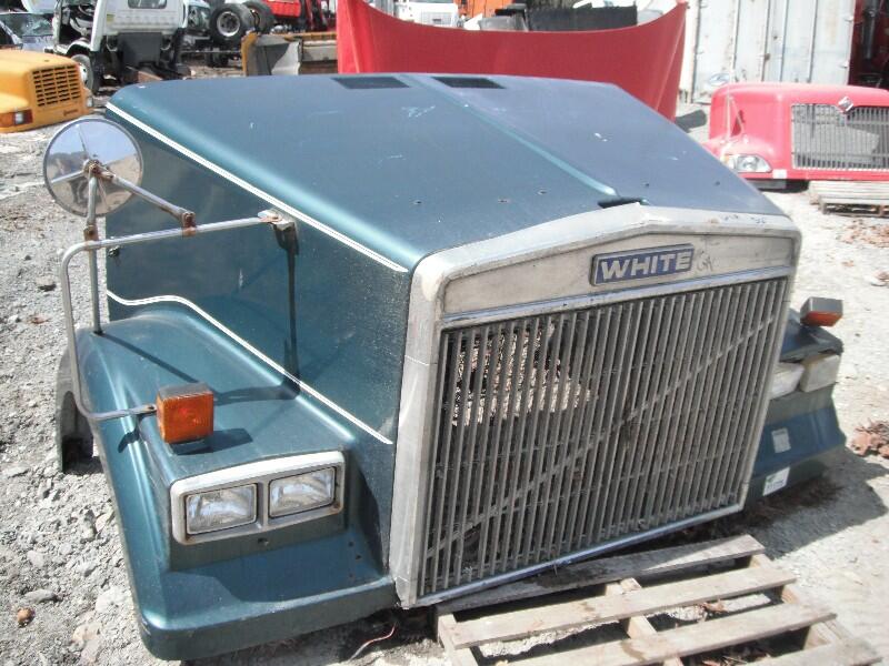 GMC/VOLVO/WHITE WIA Hood in Wurtsboro, NY 1573