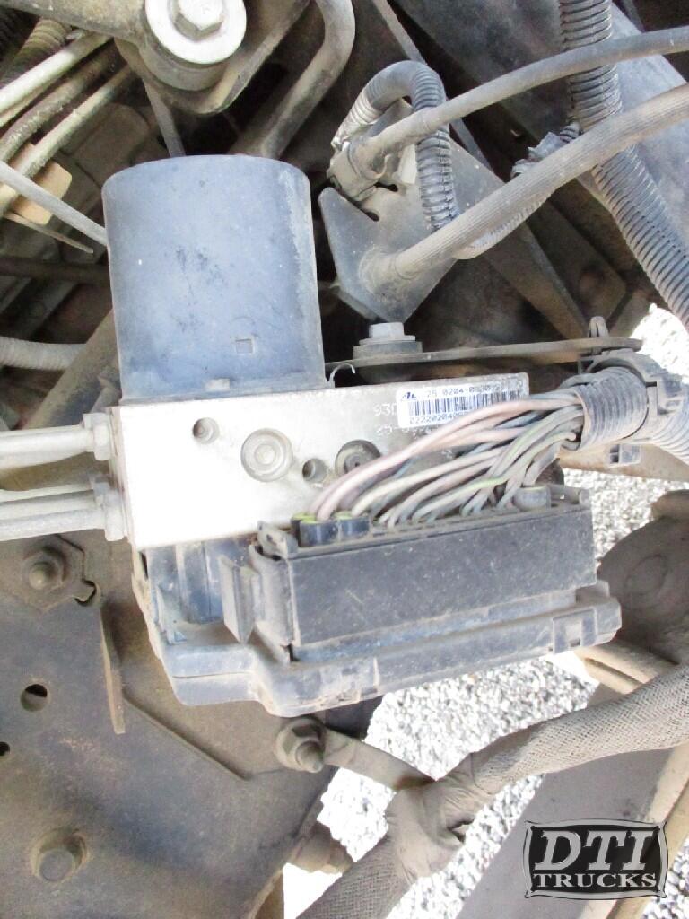 GMC C7500 ECM (Brake & ABS) in Denver, CO 17574