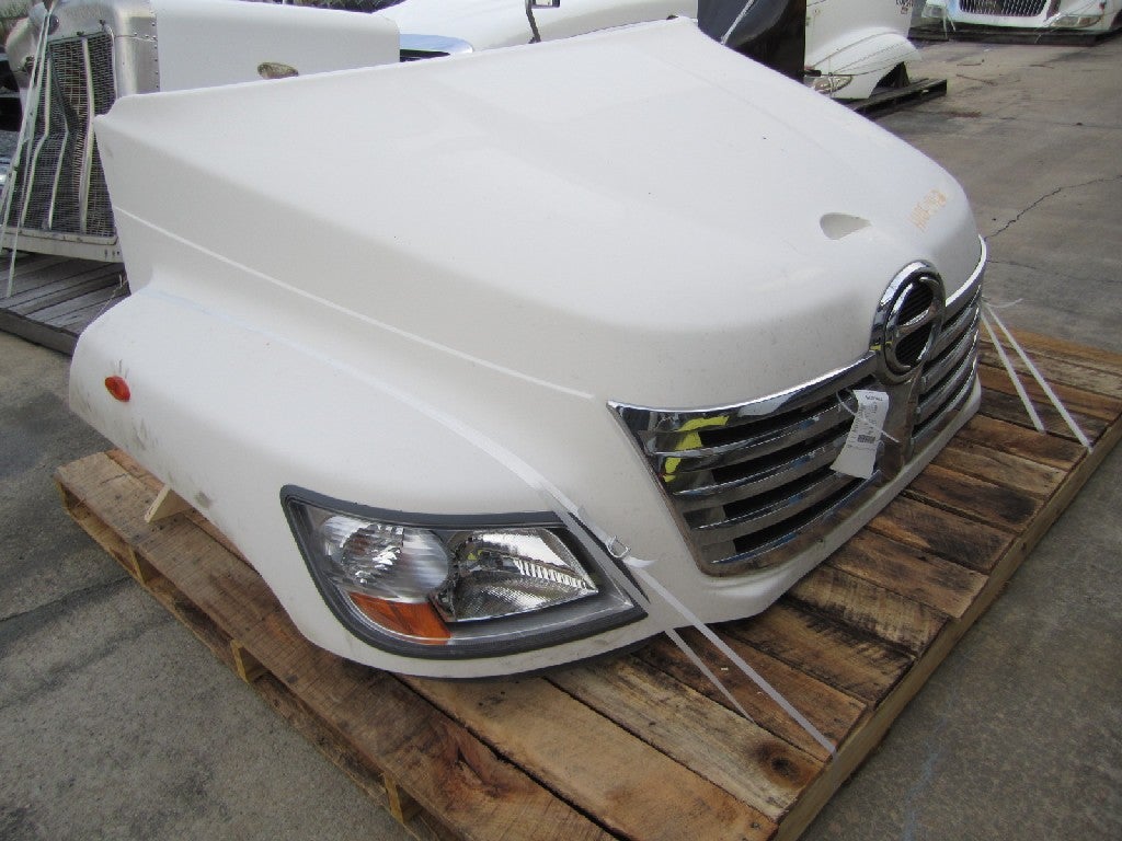 HINO 268 HOOD OEM 53310E0030 in Easton, MD H10F0462