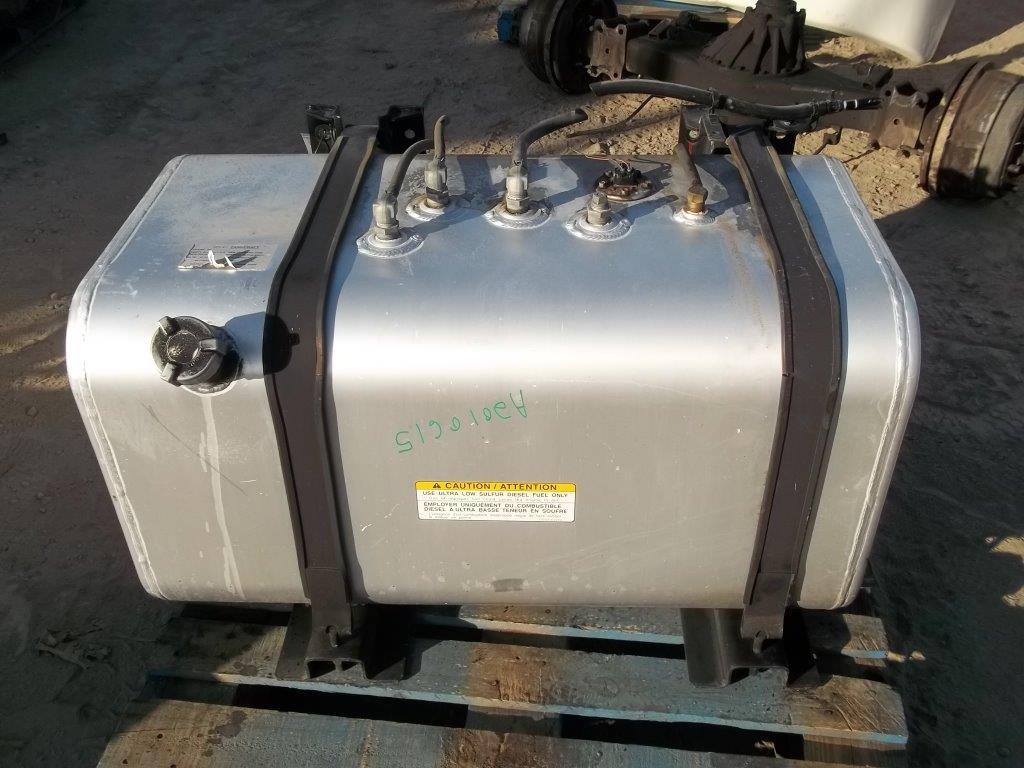 HINO FUEL TANK in Stockton, CA 2033637