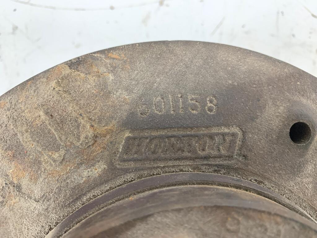 Horton Fan Hub Cross