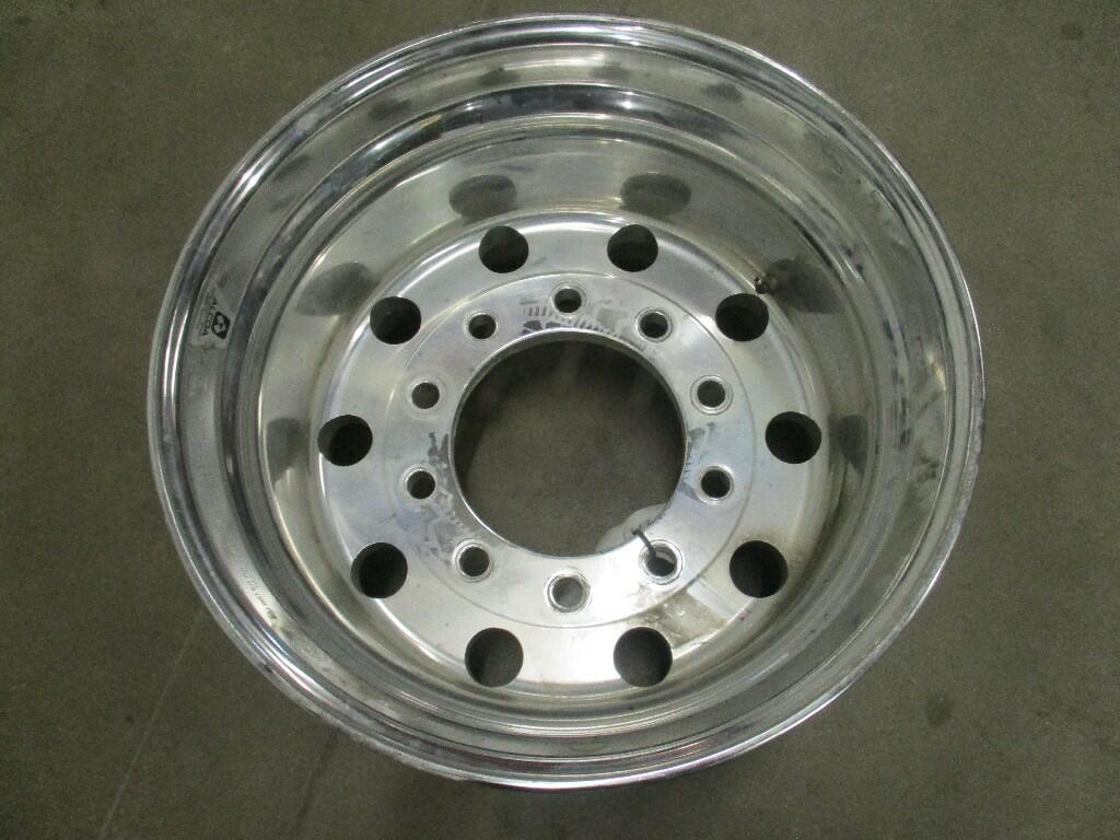 HUB PILOTED - ALUMINUM 22.5 X 14.00 WHEEL in Watseka, IL #1448786