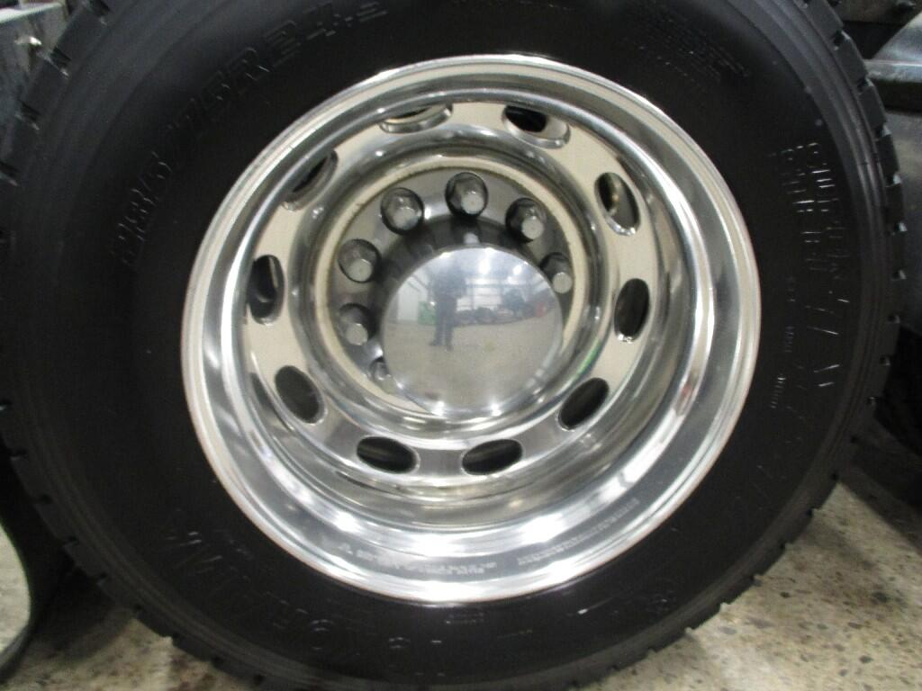 HUB PILOT 24.5 Wheel in MORRISVILLE, NY 3842