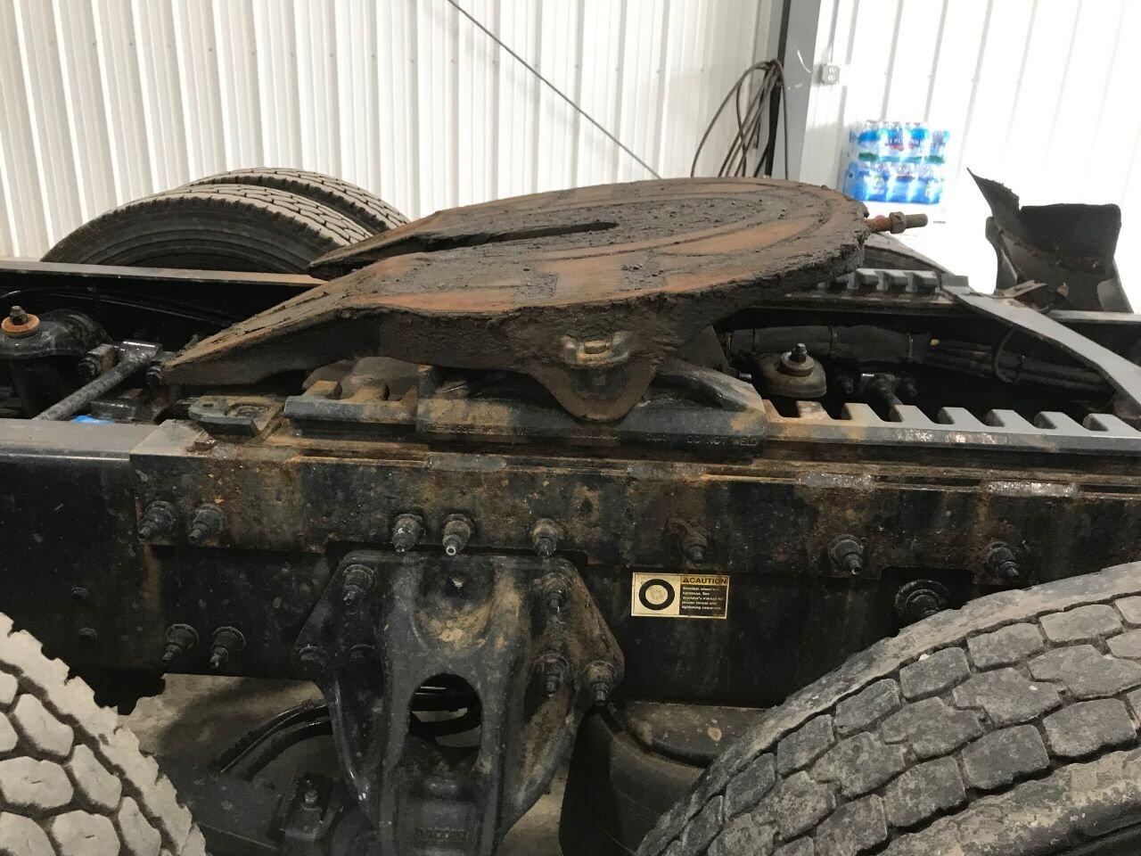 Holland FW35 Fifth Wheel in Winamac, IN 24774158