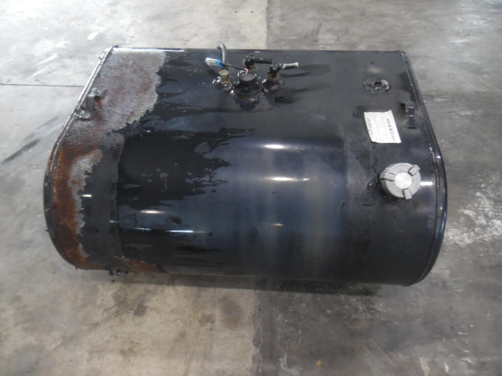 INTERNATIONAL 4200 FUEL TANK in Wykoff, MN 1835851