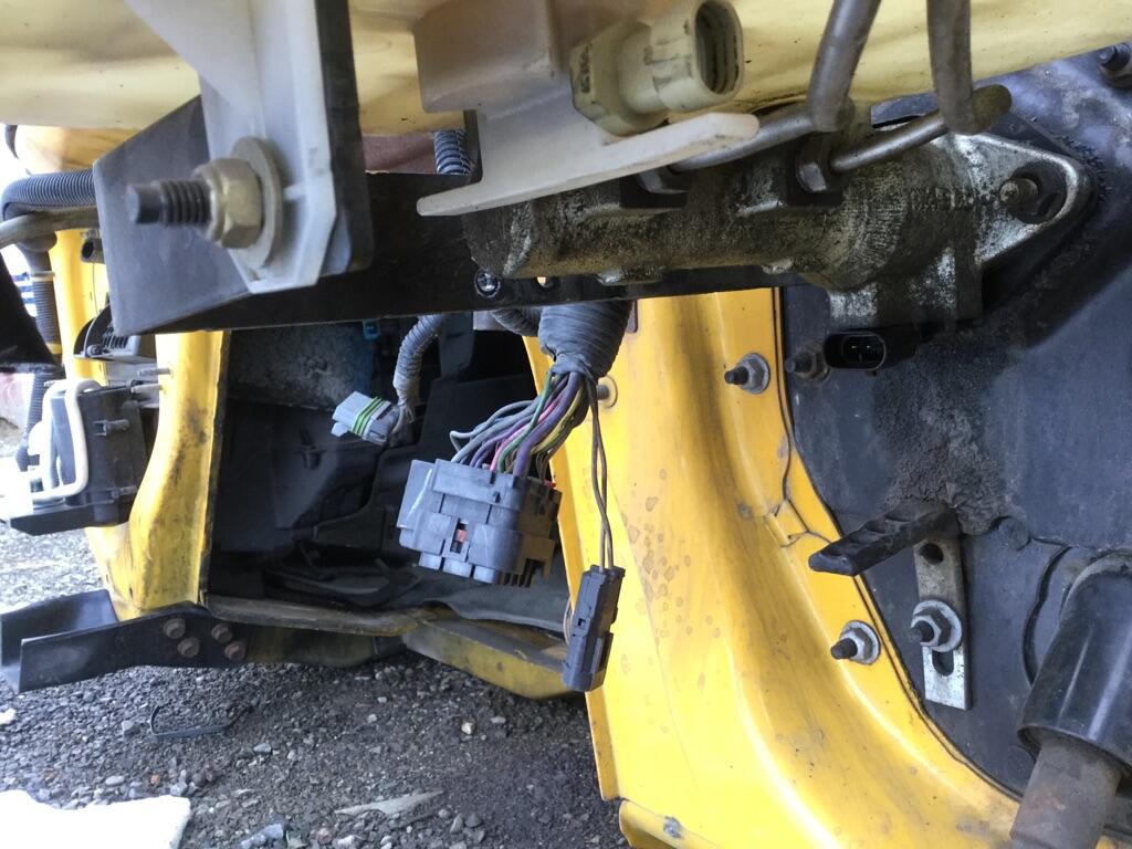 INTERNATIONAL 4300 BRAKE MASTER CYLINDER OEM 2587200C91 in Spokane, WA