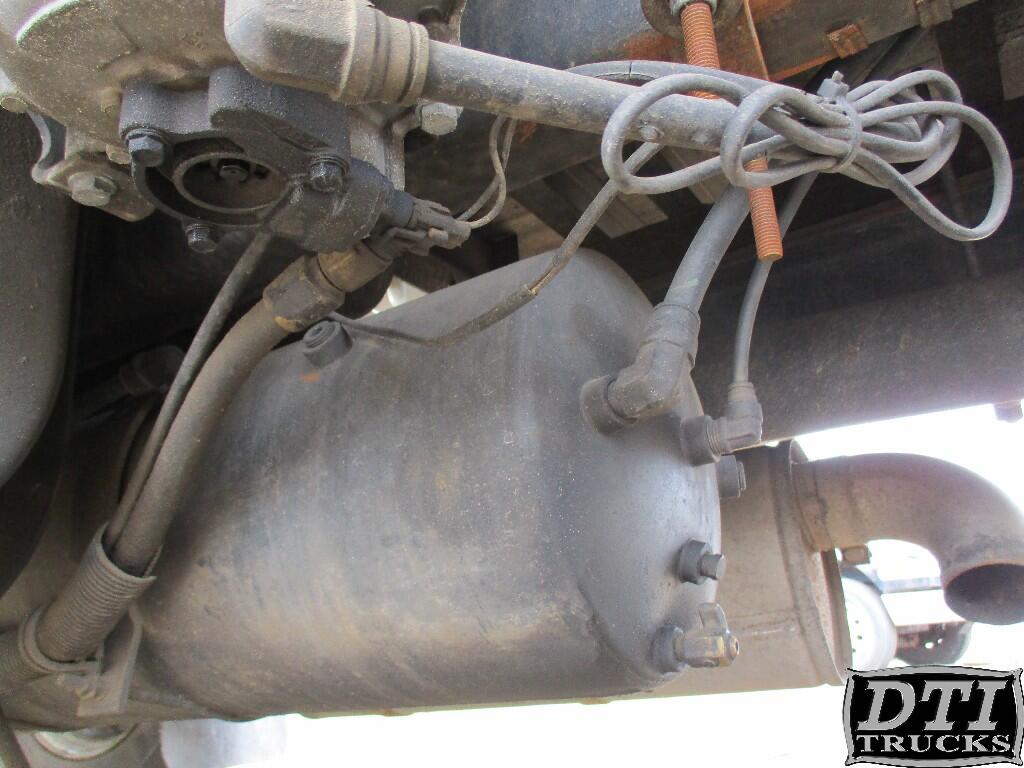 INTERNATIONAL 4900 Air Tank in Denver, CO 40079