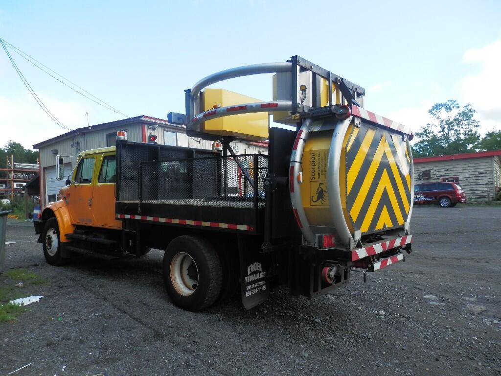 Heavy Trucks & Commercial Vehicles