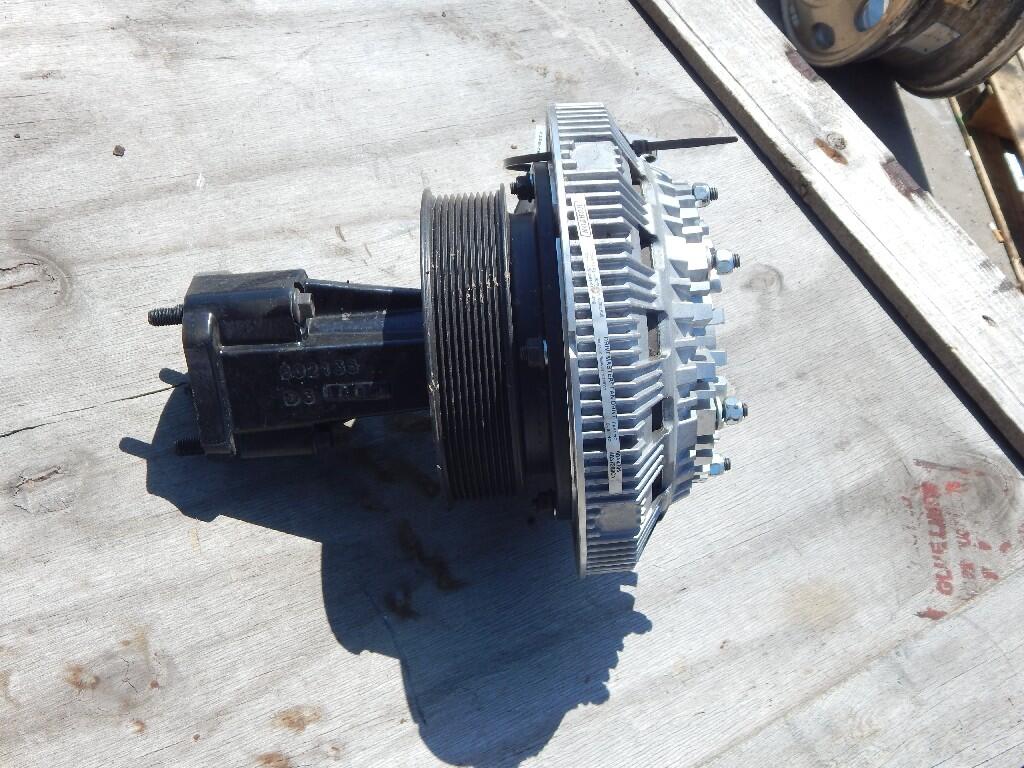 INTERNATIONAL 7300 Fan Clutch OEM 4037289C1 in Holland, MI 41992