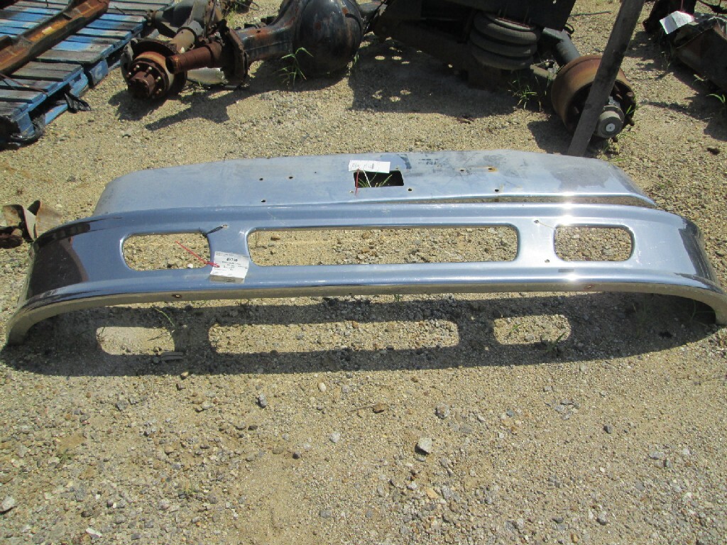 INTERNATIONAL 7600 BUMPER ASSEMBLY, FRONT in Athens, GA #49790