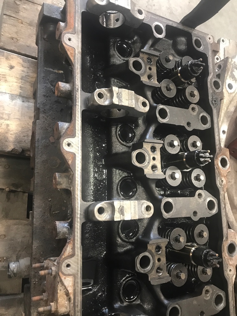 INTERNATIONAL MaxxForce 13 Cylinder Head in Abbotsford, BRITISH ...