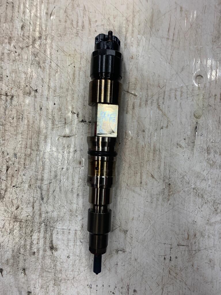 INTERNATIONAL MaxxForce 13 Fuel Injector OEM# 224100201 in Abbotsford