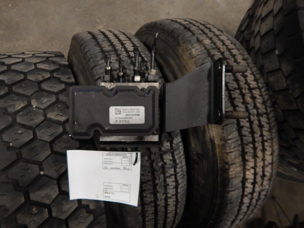 INTERNATIONAL TERRASTAR ECM (Brake & ABS MODULE) OEM 3874778C92 in Holland, MI 48344