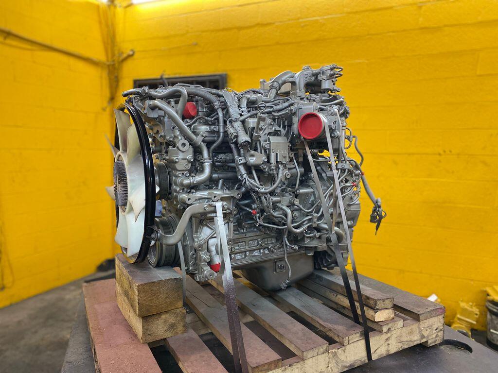 ISUZU 4HK1TC Engine Assembly in OpaLocka, FL 3457