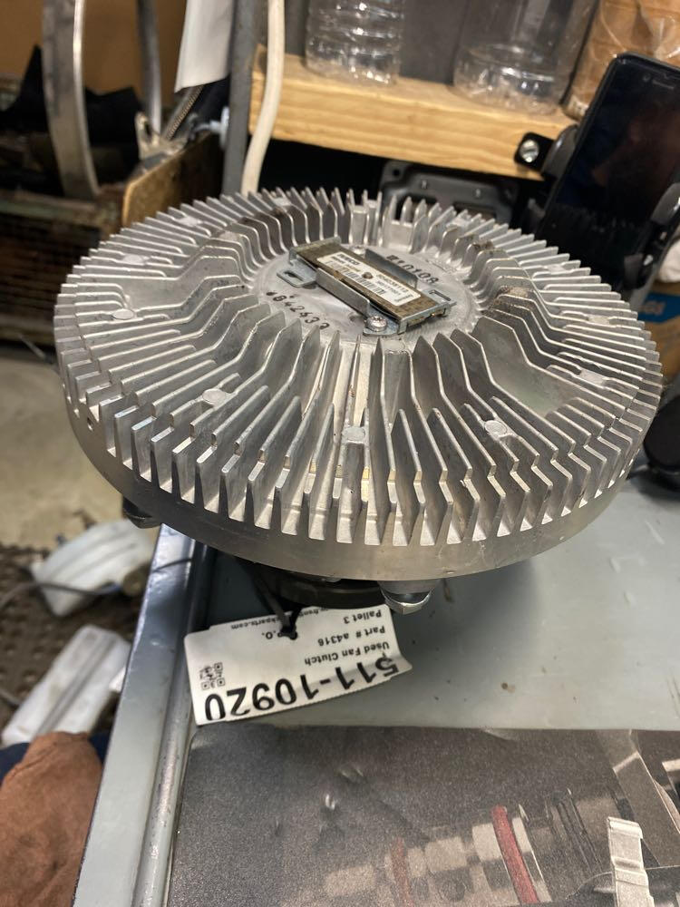 IVECO Fan Clutches & Hubs OEM 504038112 in Dorr, MI 51110920