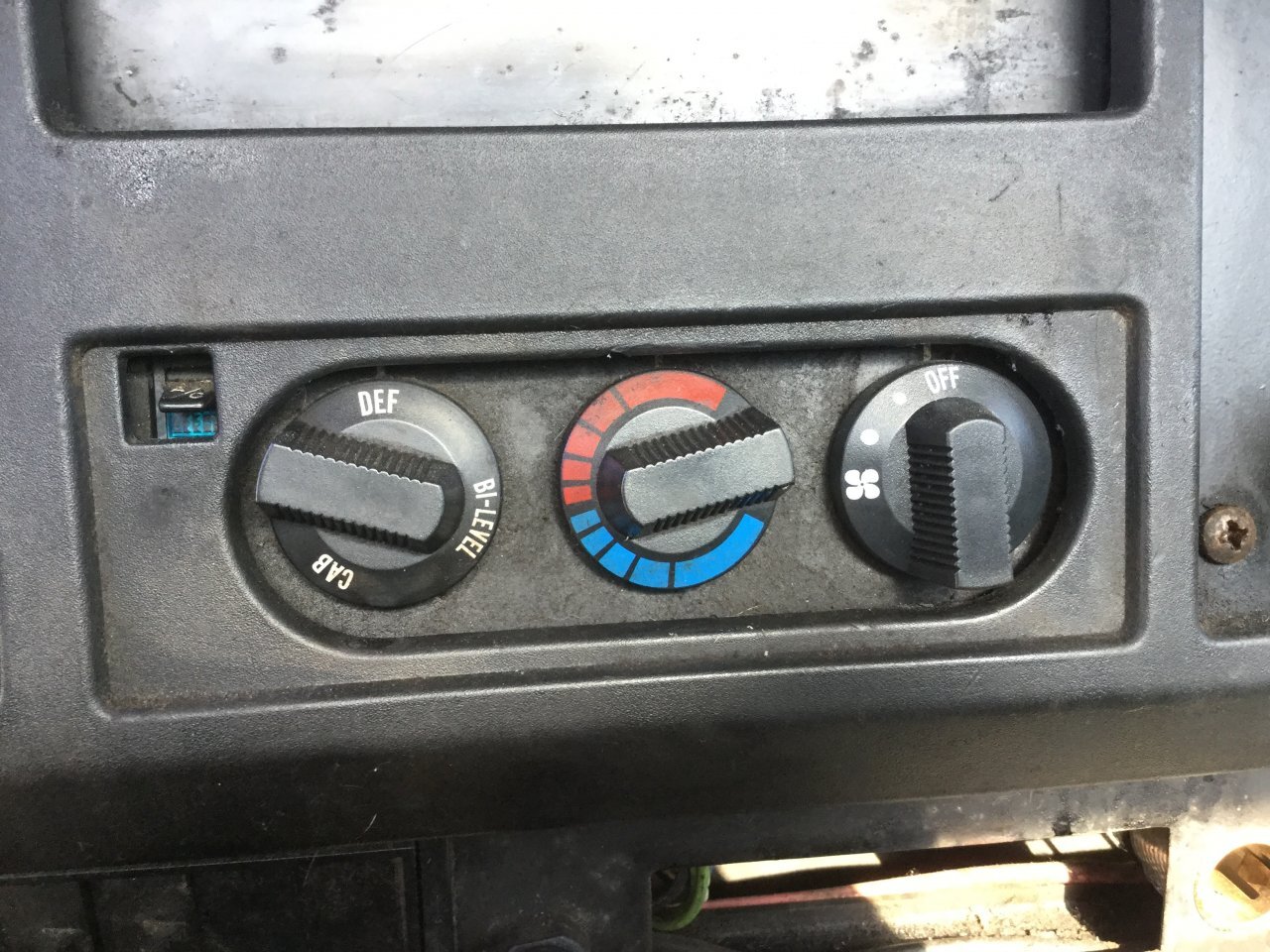 international 4700 interior parts