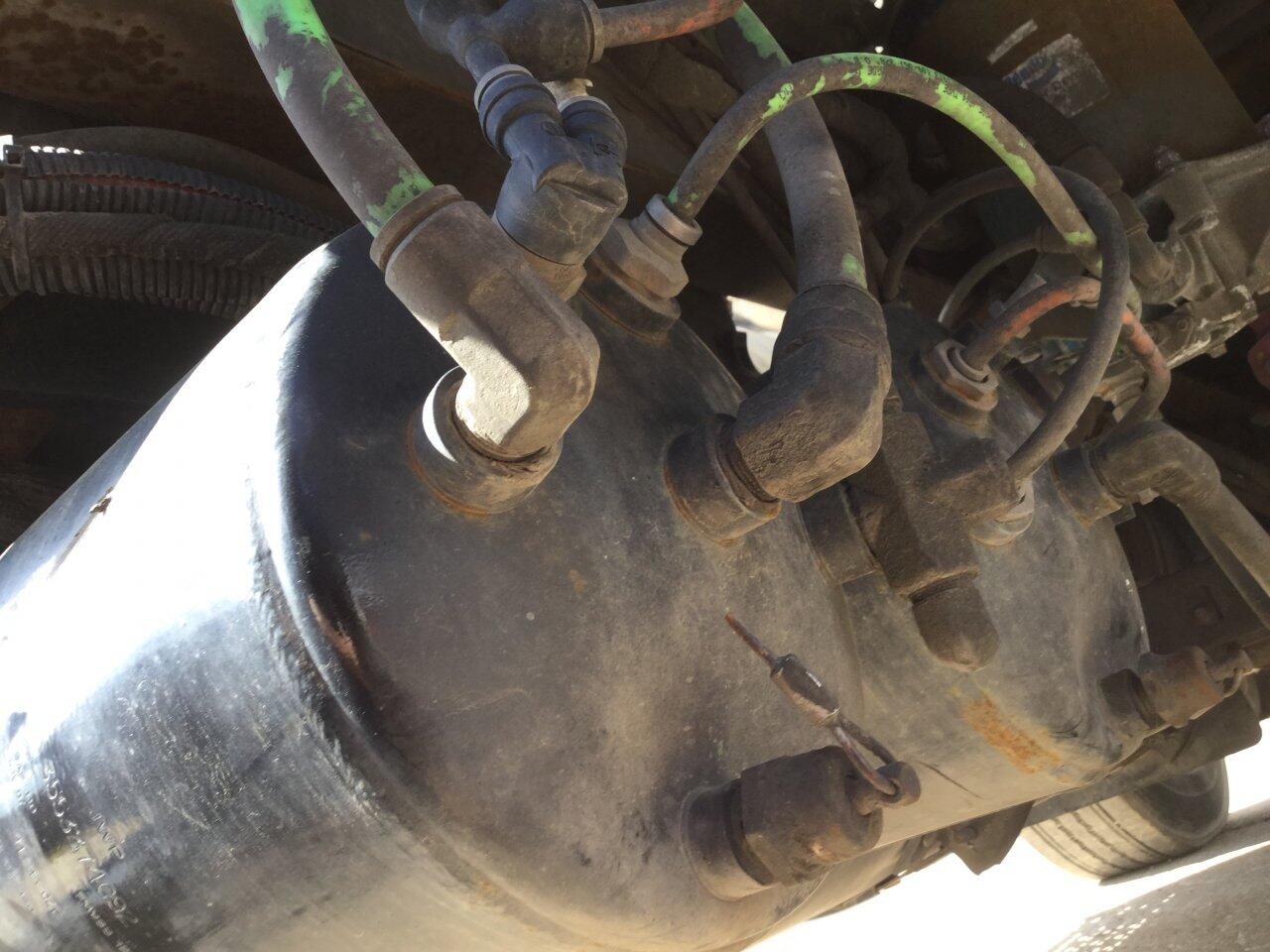 International 8600 Air Tank OEM 3553374C92 in Spencer, IA 24602833