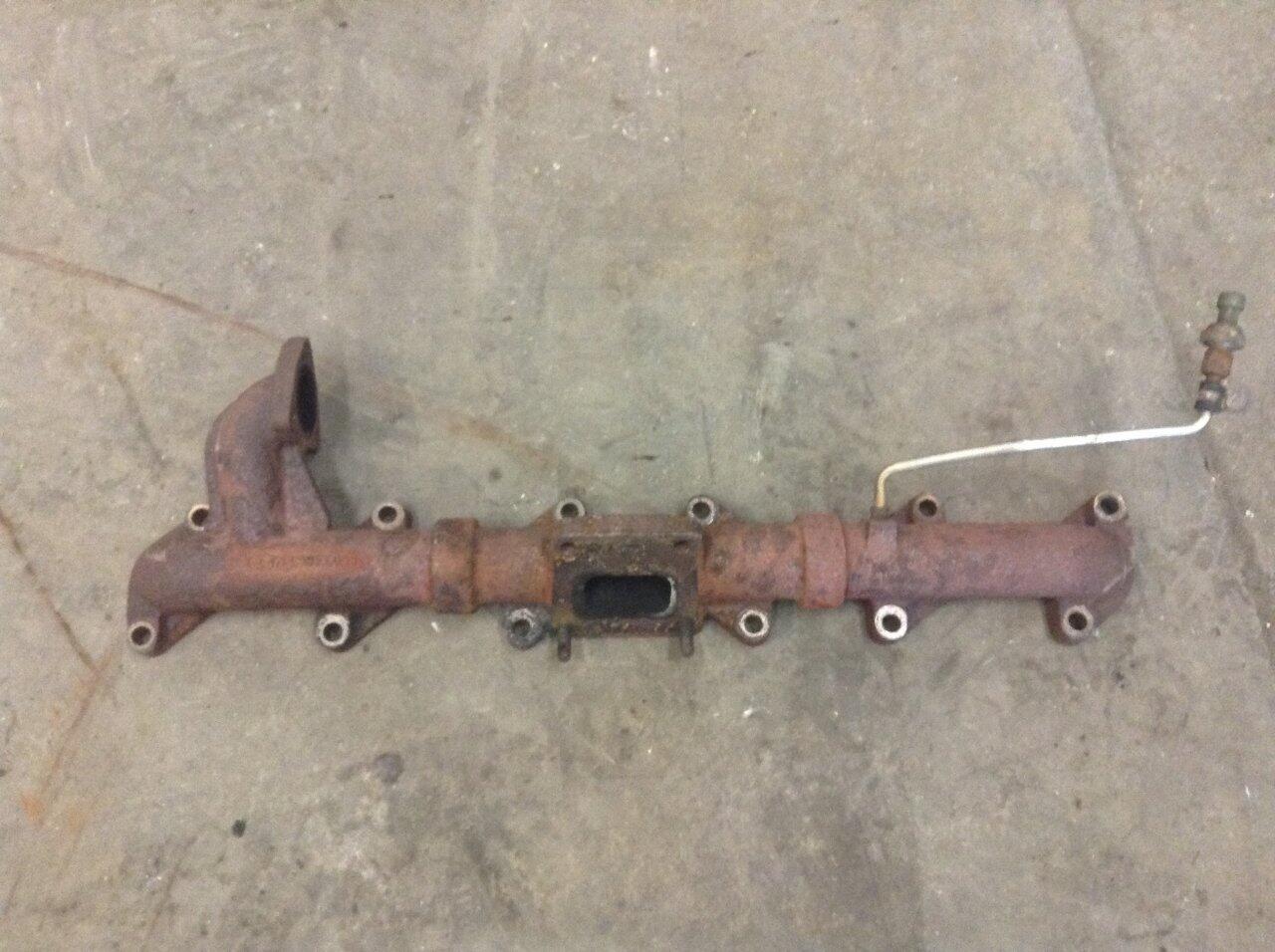 International DT466E Exhaust Manifold in Spencer, IA 24529825