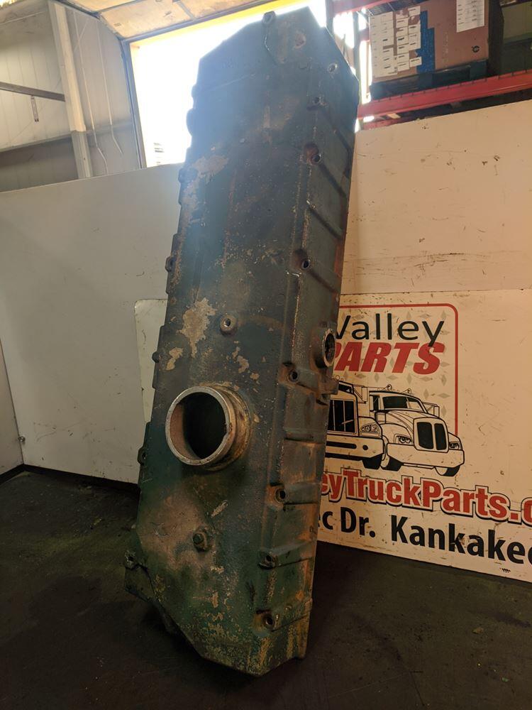 International DT466 Valve Cover in Kankakee, Illinois P7969