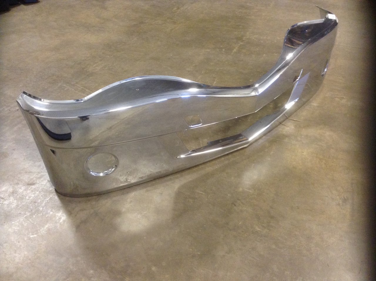 International LONESTAR Bumper Assembly, Front OEM# 3814117C2 in Spencer ...