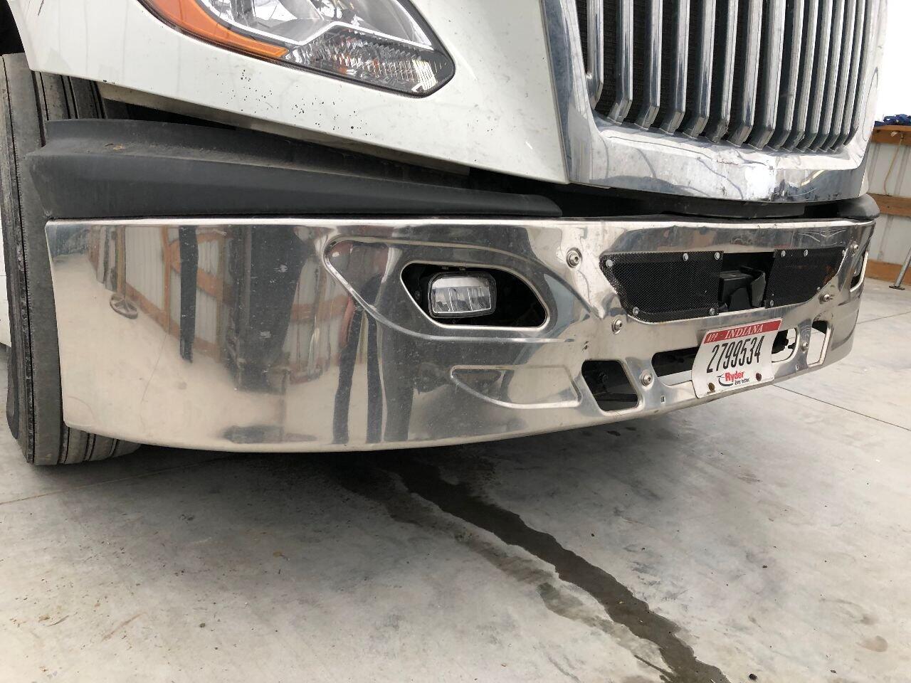 International LT Bumper Assembly, Front in Council Bluffs, IA 24884481