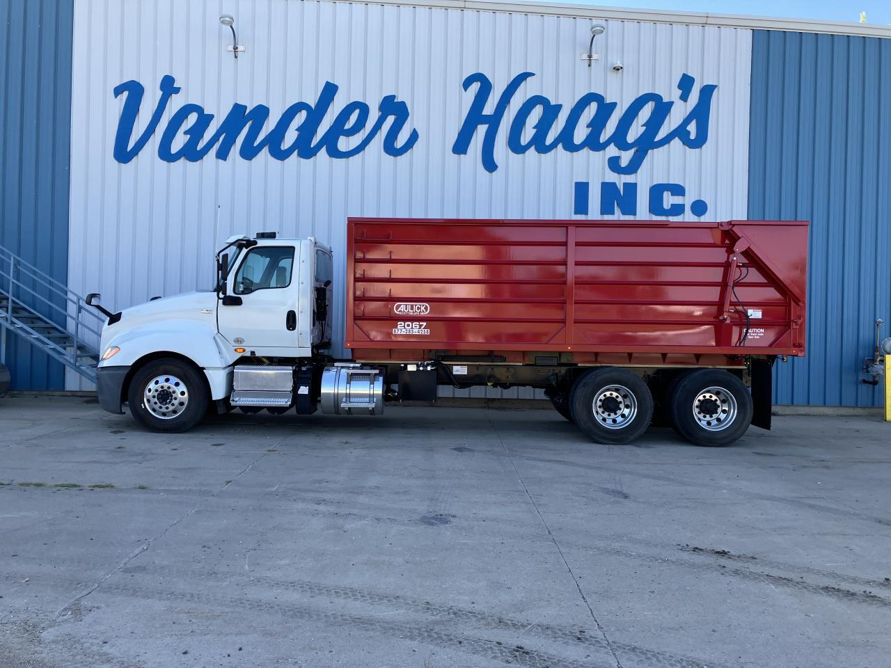 Heavy Trucks & Commercial Vehicles