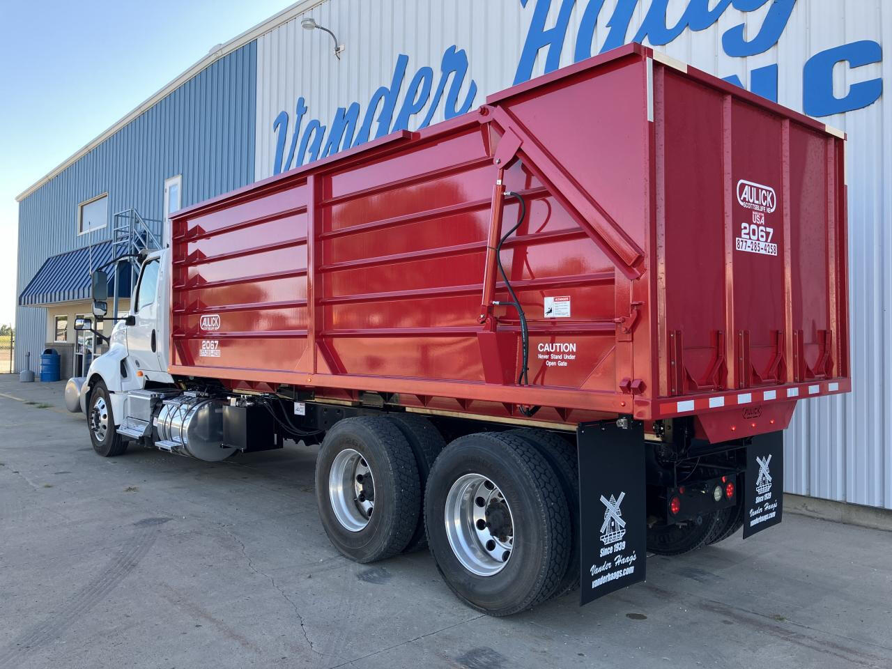 Heavy Trucks & Commercial Vehicles