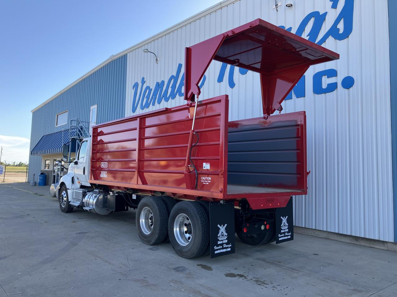 Heavy Trucks & Commercial Vehicles