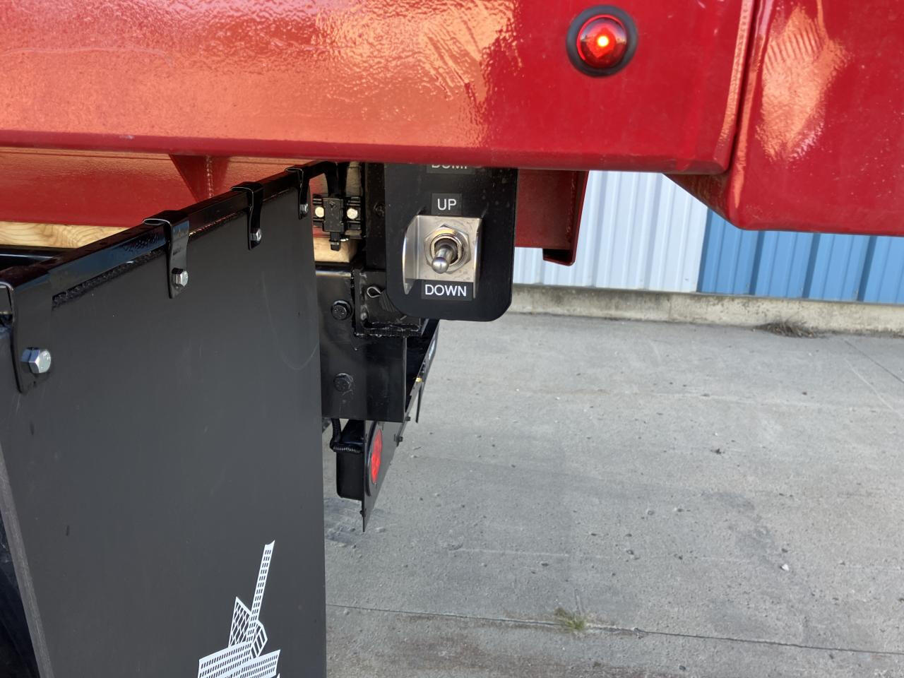 Heavy Trucks & Commercial Vehicles