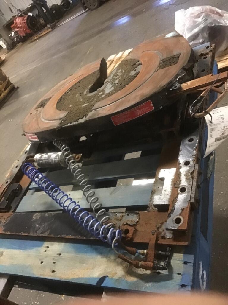 JOST AIR SLIDE FIFTH WHEEL OEM JSK37USAA7PA12 in Toledo, OH 1441754