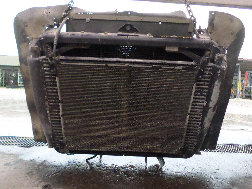 KENWORTH T2000 RADIATOR ASSEMBLY in Wykoff, MN 2087762