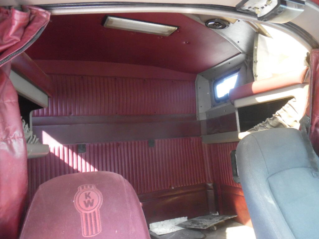 KENWORTH T600 CAB in Wykoff, MN 1771052