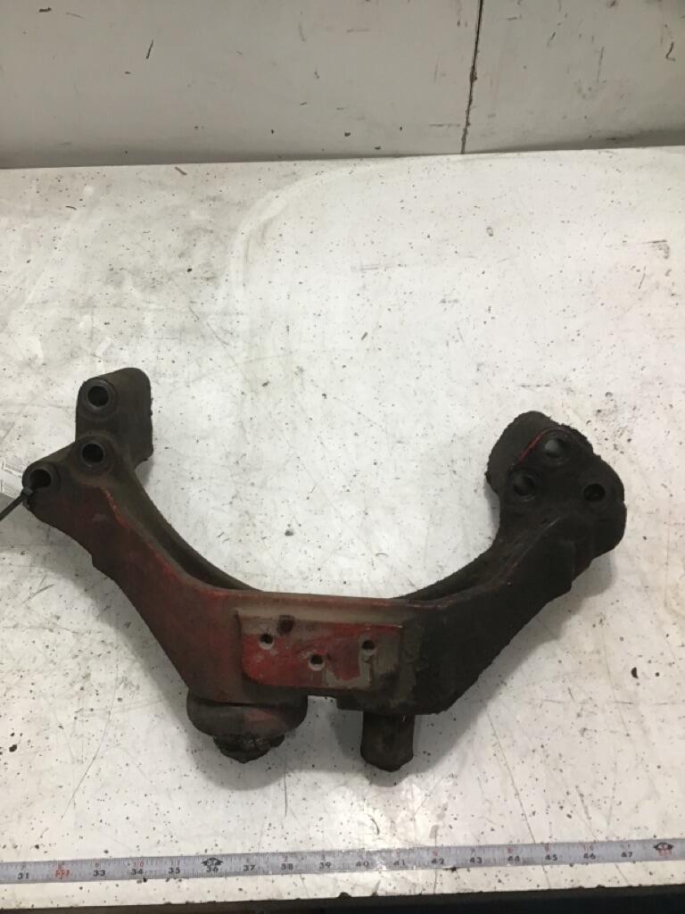 KENWORTH T600 Engine Mounts OEM 3103631 in Holland, MI 77315