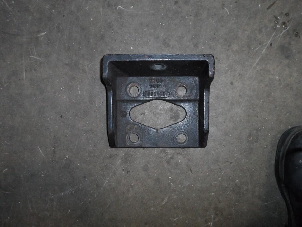 KENWORTH T600 Engine Mounts in Grand Rapids, MI 1064579