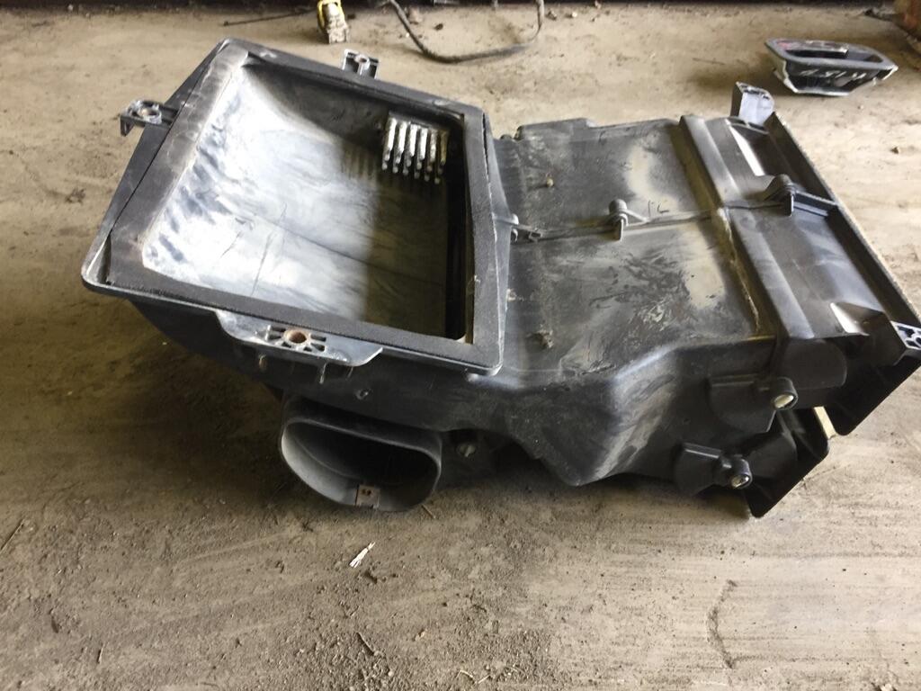 KENWORTH T600 Heater Core OEM F661421 in Abbotsford, BRITISH COLUMBIA
