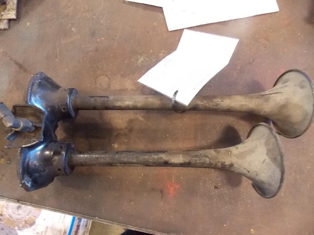 KENWORTH T600 Horn in Holland, MI 24711